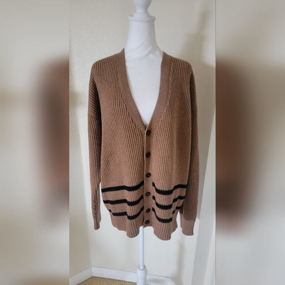 NWT Dsquared2 Men's Tan Cardigan Sweater, Size Medium, Made In Italy - Picture 4 of 7